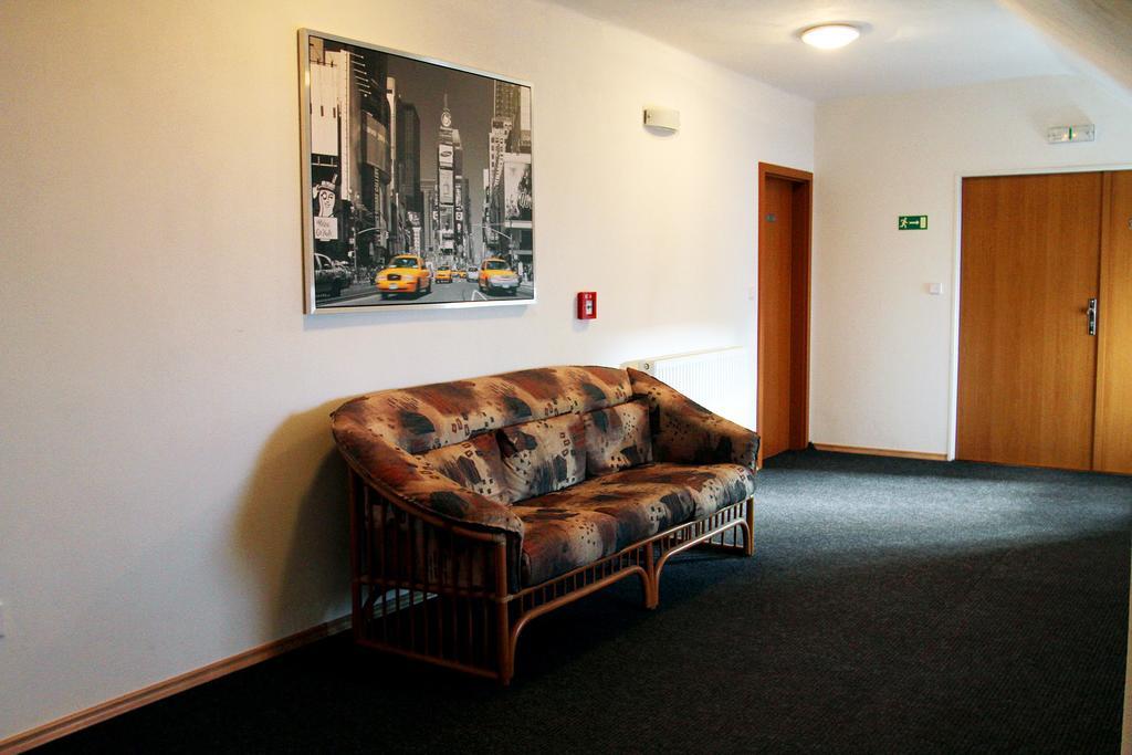 Hotel Slavia 塔博尔 外观 照片